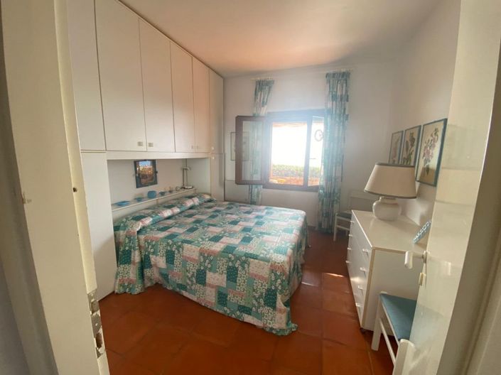 Image No.16-2 Bed House for sale