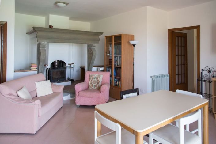 Image No.16-5 Bed House for sale