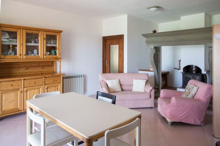 Image No.18-5 Bed House for sale