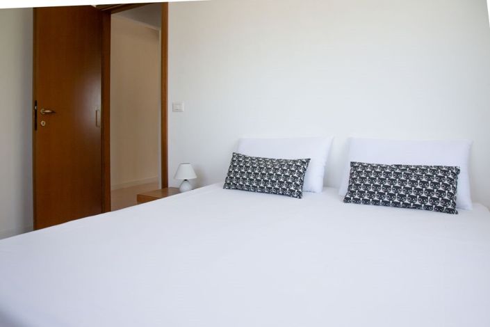 Image No.24-5 Bed House for sale