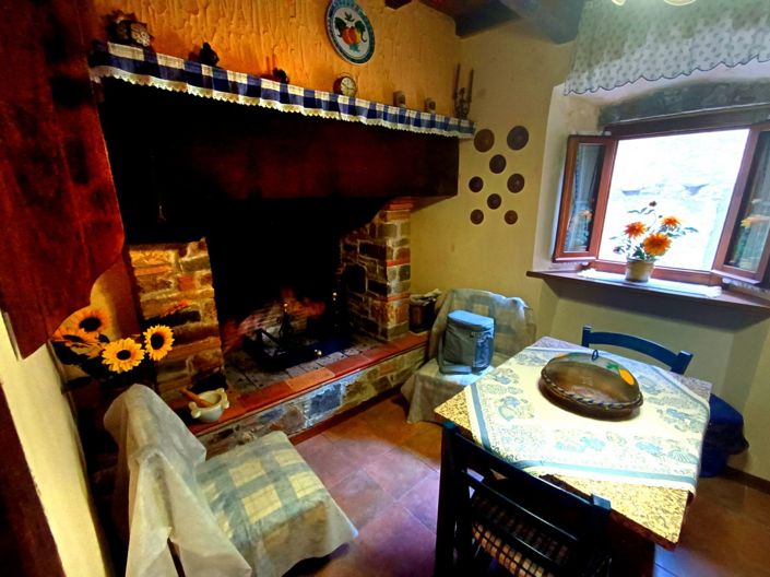 Image No.3-3 Bed House for sale