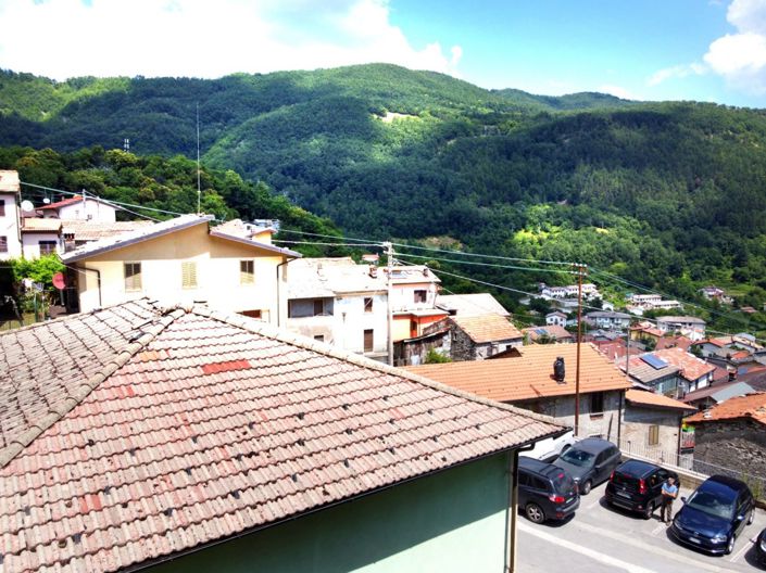 Image No.5-4 Bed House for sale