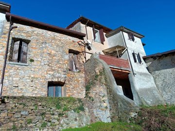 d1735040520251423012