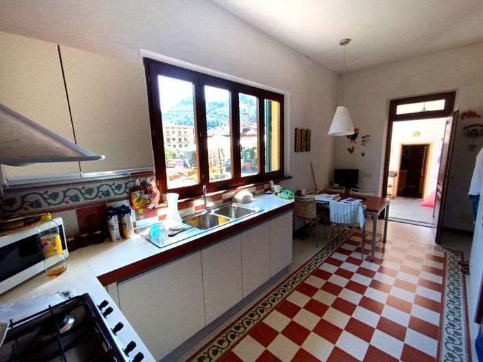 Image No.10-2 Bed Apartment for sale