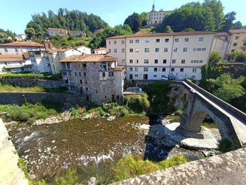 d1733040520251411103