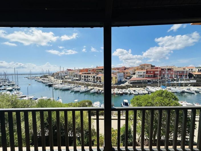 Image No.11-3 Bed Apartment for sale