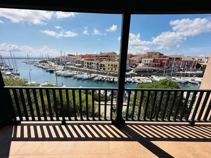 Image No.3-3 Bed Apartment for sale