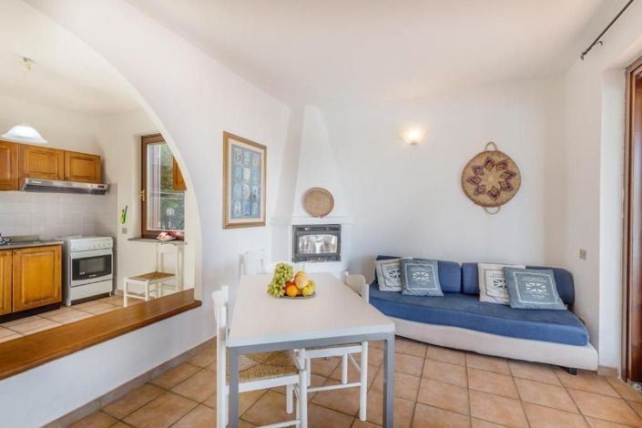 Image No.8-4 Bed House for sale