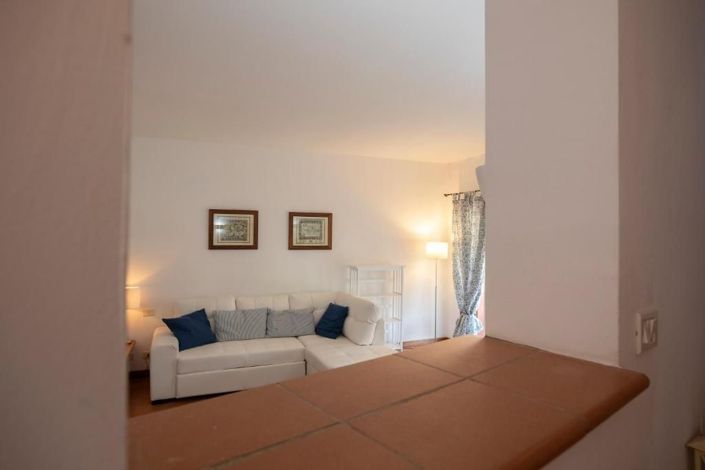 Image No.23-4 Bed House for sale