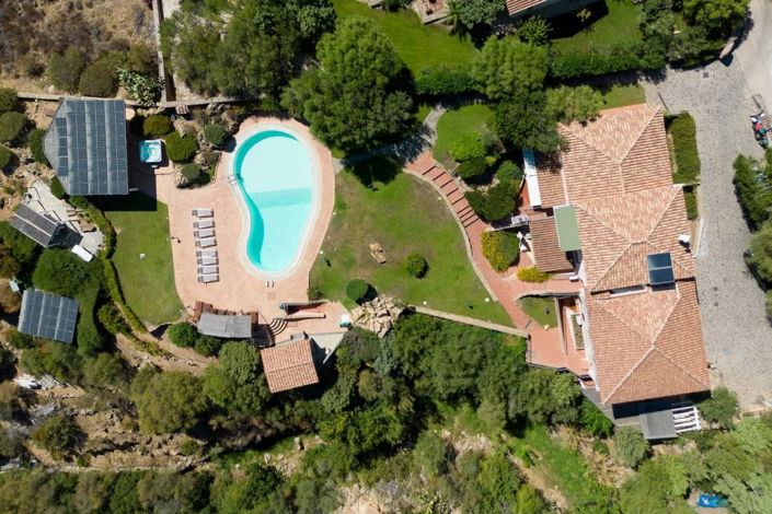 Image No.4-10 Bed House for sale