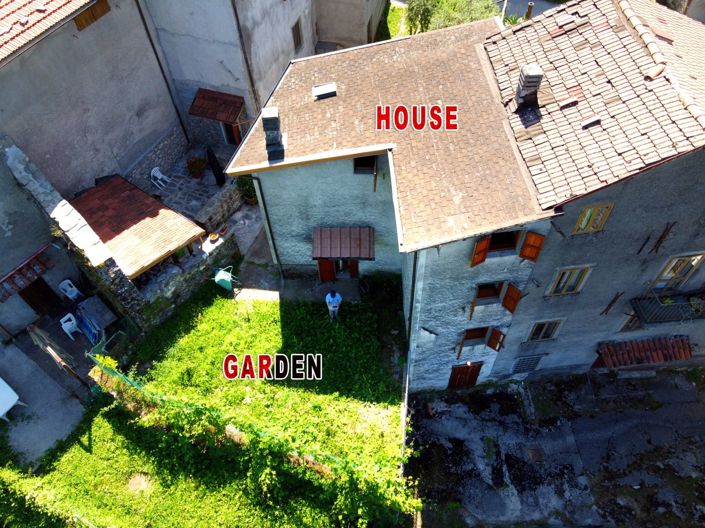 Image No.6-Maison de 3 chambres à vendre à Vagli Sotto