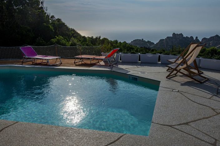 Image No.12-4 Bed House for sale