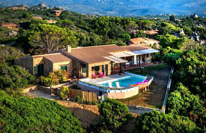 Image No.2-4 Bed House for sale