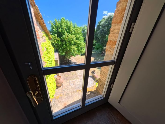 Image No.28-2 Bed House for sale