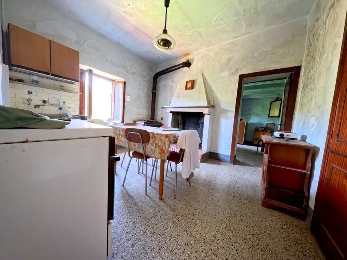 Image No.10-4 Bed Country House for sale