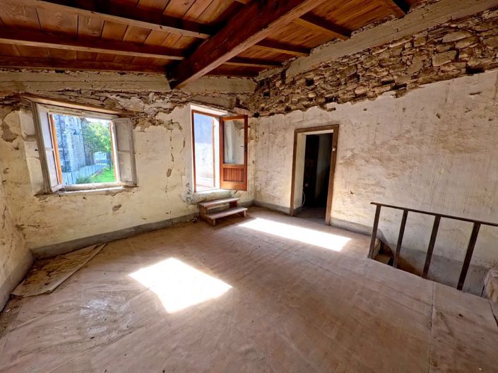 Image No.22-4 Bed Country House for sale