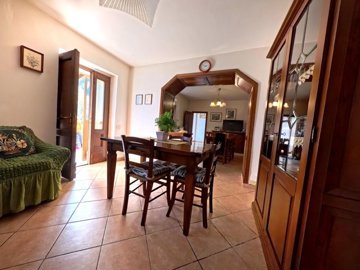 vendita-propriet-semi-indipendente-lucca-rif-