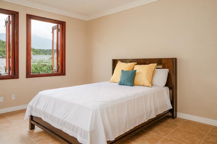 Image No.25-5 Bed Villa / Detached for sale