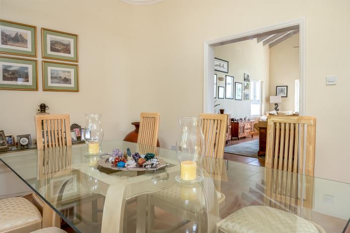 Image No.10-4 Bed Villa / Detached for sale