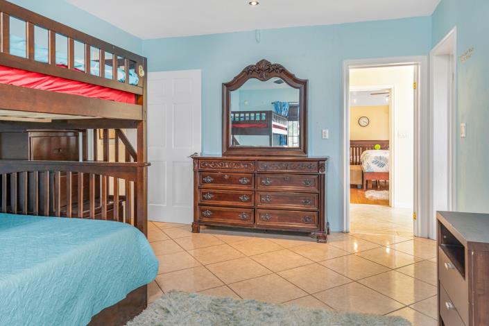 Image No.23-4 Bed Villa / Detached for sale