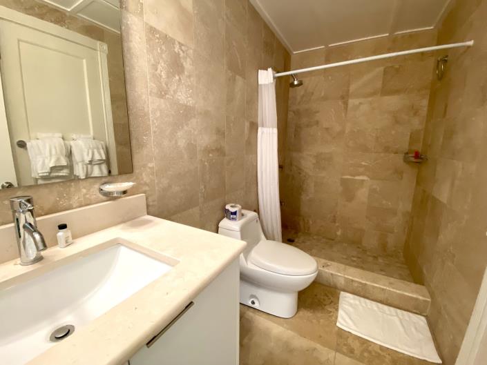 Image No.10-3 Bed Townhouse for sale