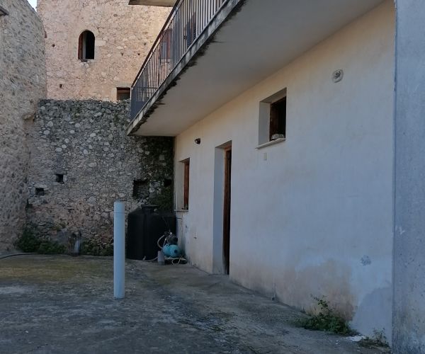 Image No.5-Maison de 8 chambres à vendre à Kardamyli