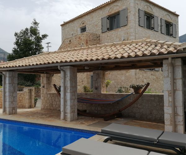 Image No.5-Maison de 4 chambres à vendre à Kardamyli