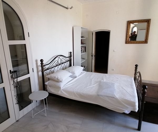 Image No.25-2 Bed House for sale