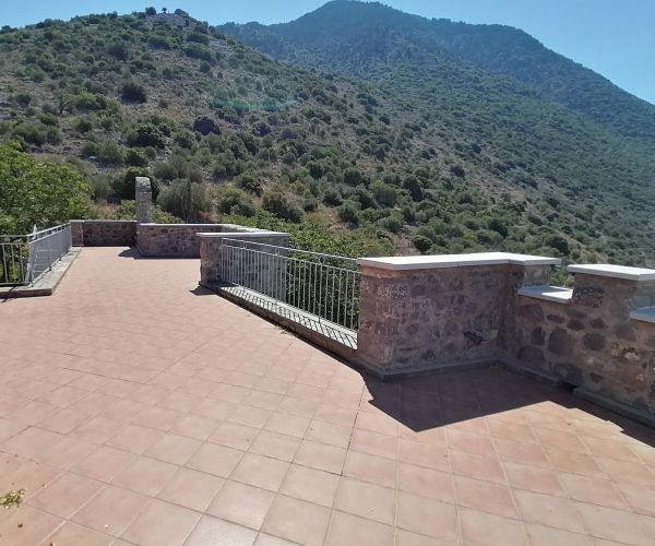 Image No.46-2 Bed House for sale