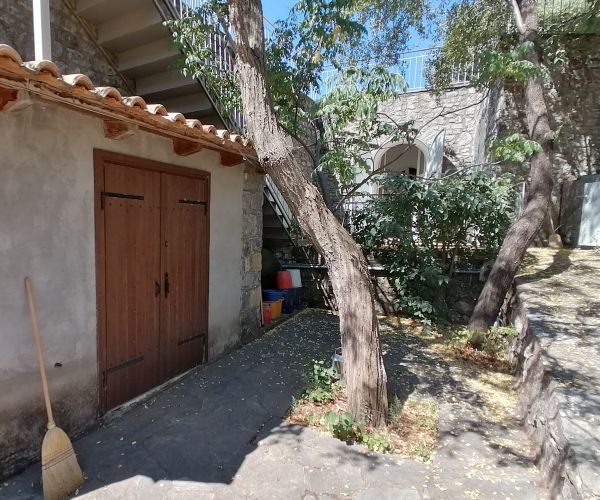 Image No.49-2 Bed House for sale