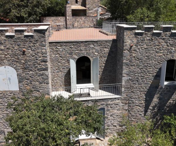 Image No.9-2 Bed House for sale