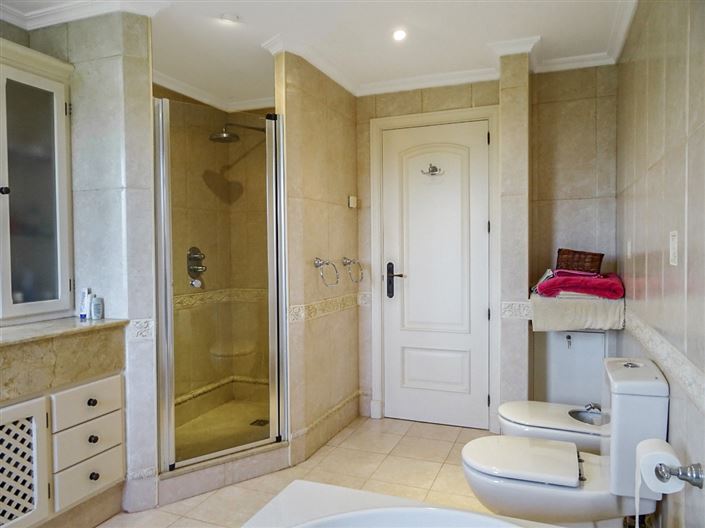 Image No.20-4 Bed Villa for sale