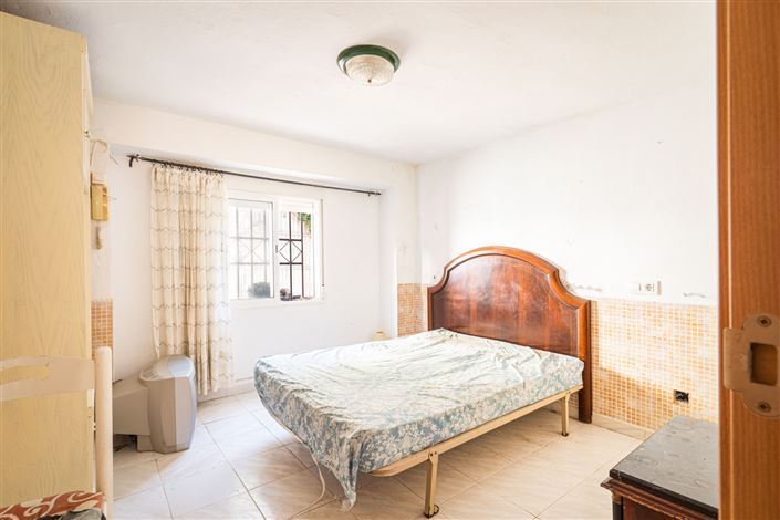 Image No.26-11 Bed House for sale