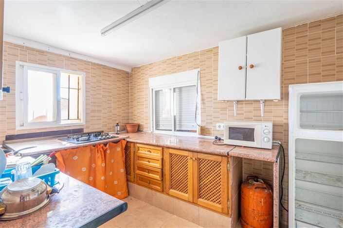 Image No.29-11 Bed House for sale