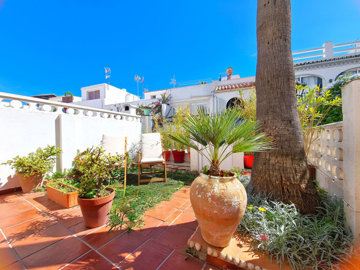 b98le8d7m9k3degpefzhs0lif8u4xzvzhwxtmggyekxx9