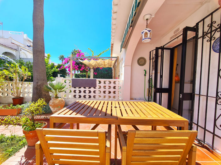 Image No.3-2 Bed House for sale