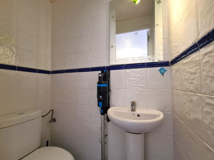 Image No.36-2 Bed House for sale