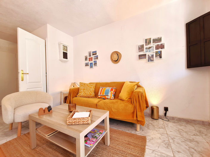 Image No.37-2 Bed House for sale