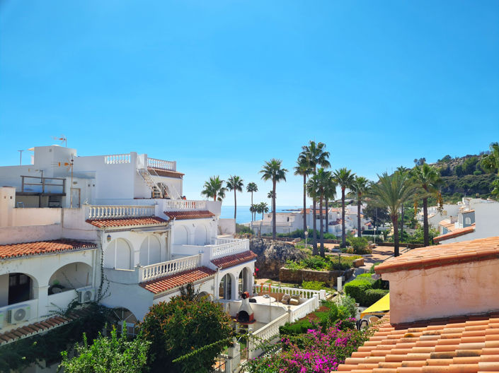 Image No.40-2 Bed House for sale