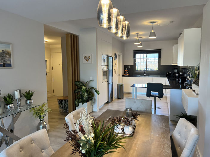 Image No.14-4 Bed Townhouse for sale