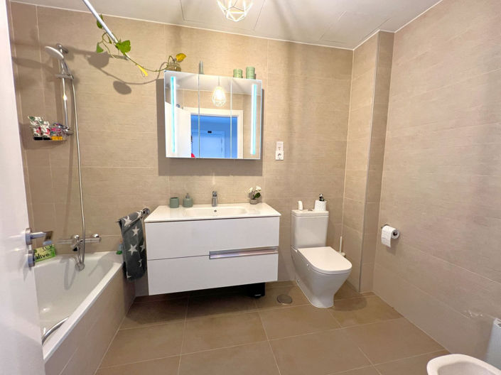 Image No.5-4 Bed Townhouse for sale