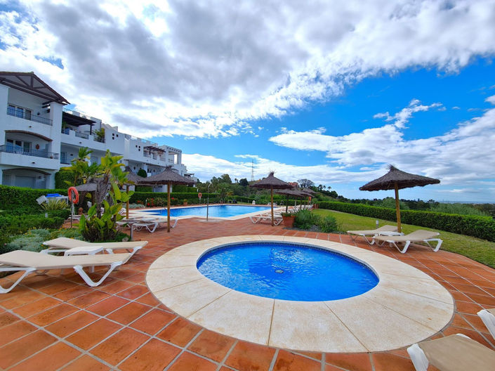 Image No.34-3 Bed Property for sale