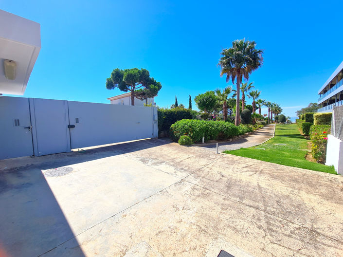 Image No.38-3 Bed Apartment for sale