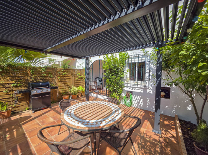 Image No.17-3 Bed Townhouse for sale