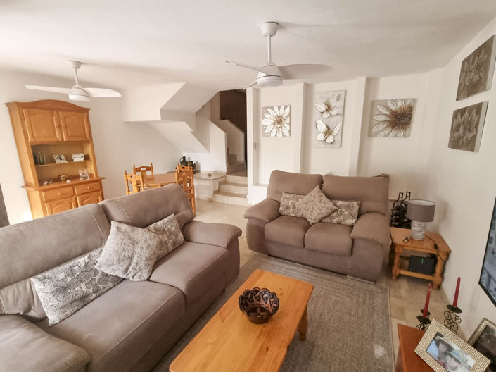 Image No.19-3 Bed Townhouse for sale