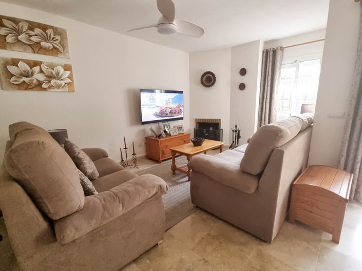 Image No.20-3 Bed Townhouse for sale