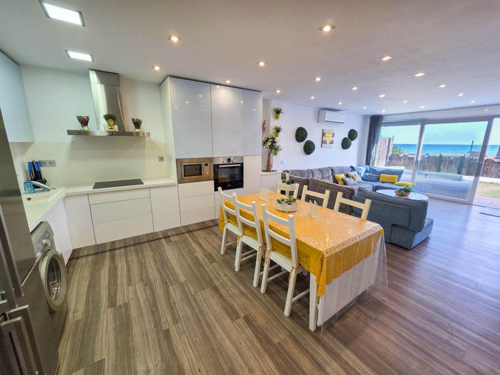 Image No.23-Propriété de 1 chambre à vendre à Casares