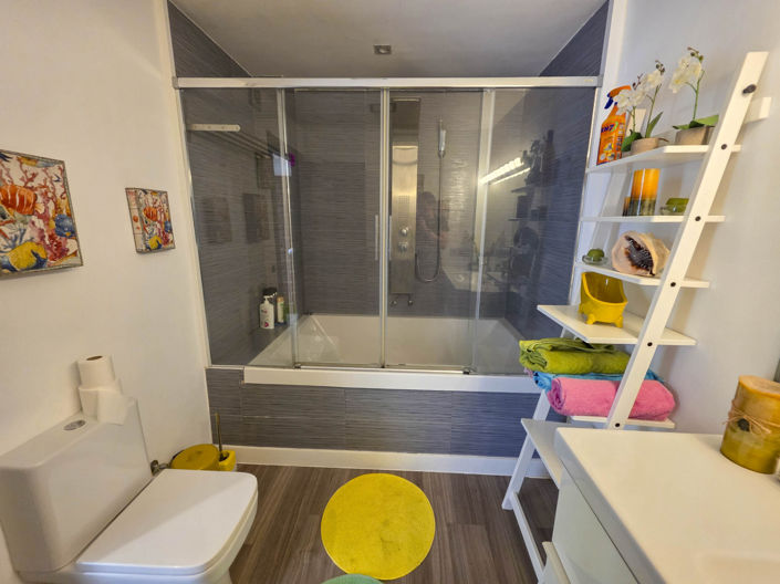 Image No.32-Propriété de 1 chambre à vendre à Casares