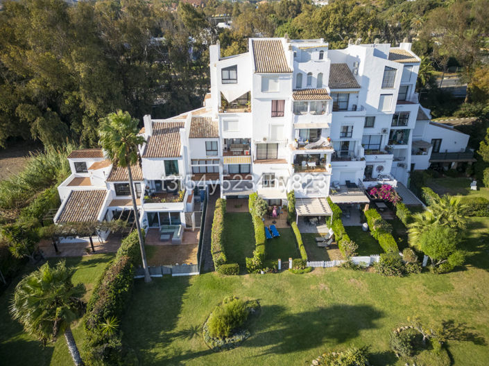Image No.38-Propriété de 1 chambre à vendre à Casares