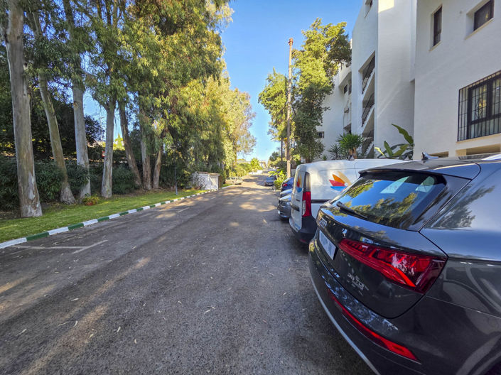 Image No.43-Propriété de 1 chambre à vendre à Casares